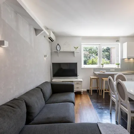 Park With Terrace スプリト